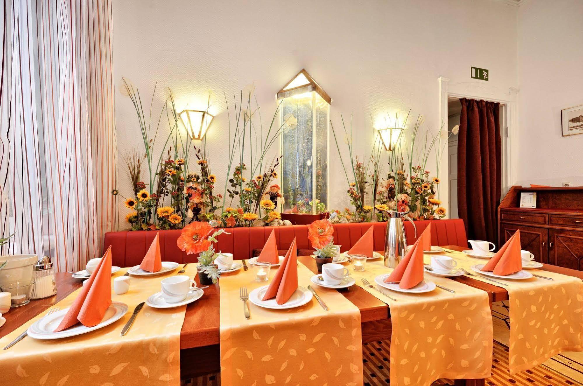 Hotel Schoeneberg Берлин Екстериор снимка