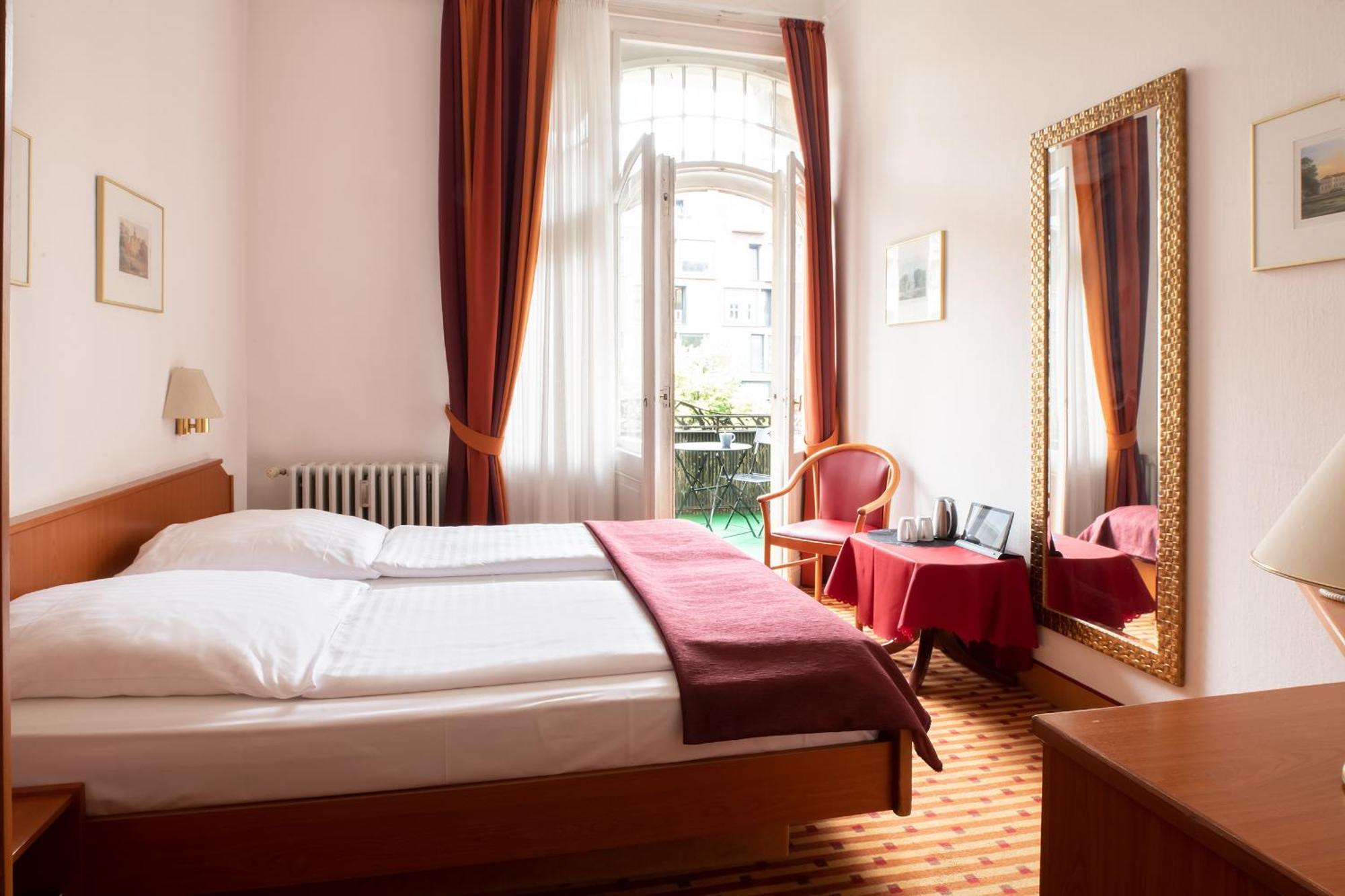 Hotel Schoeneberg Берлин Екстериор снимка