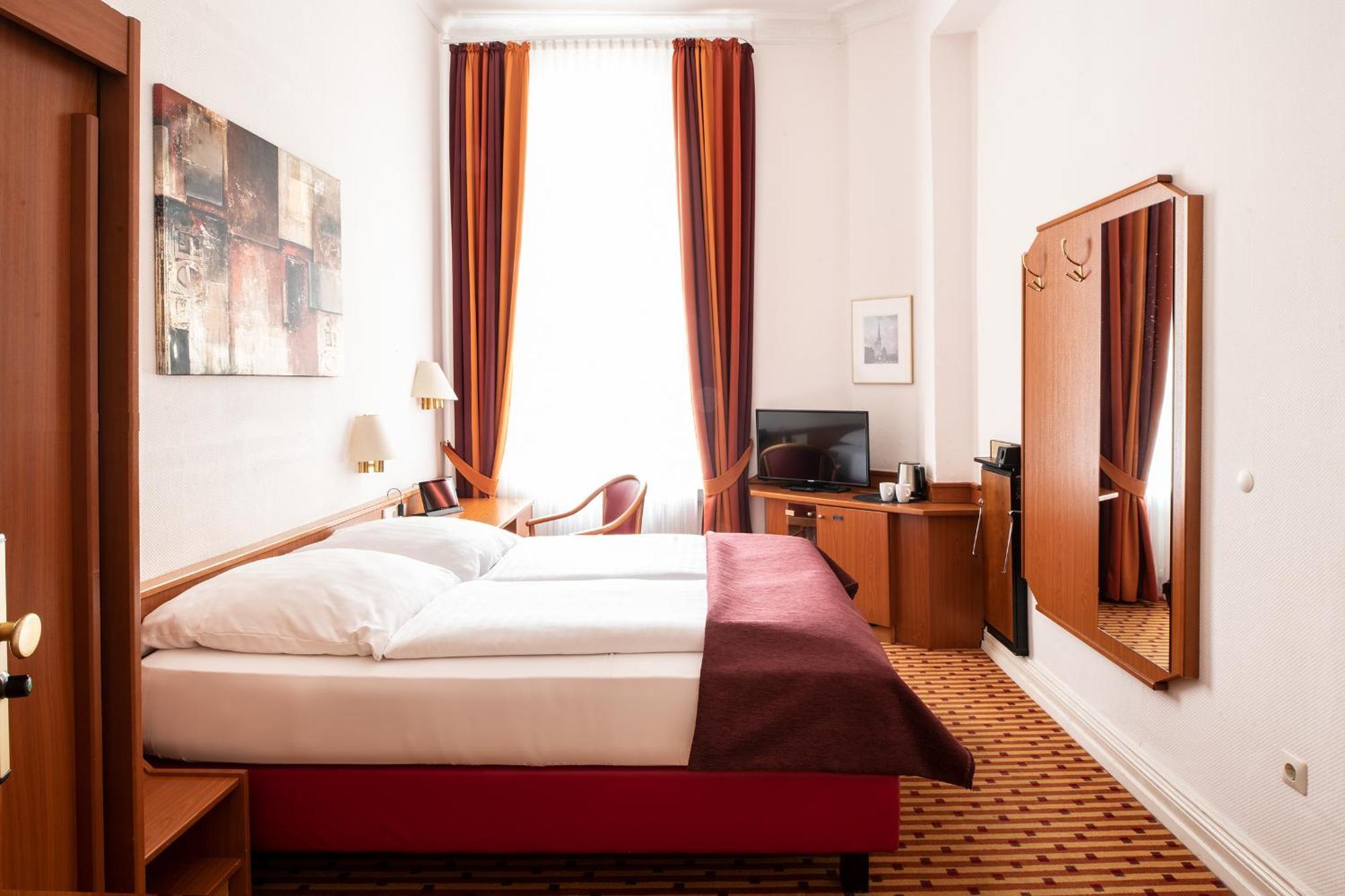 Hotel Schoeneberg Берлин Екстериор снимка