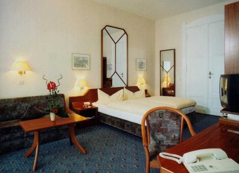Hotel Schoeneberg Берлин Стая снимка